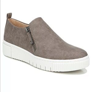 NIB Soul Naturalizer Turner Sneaker Sz 8W